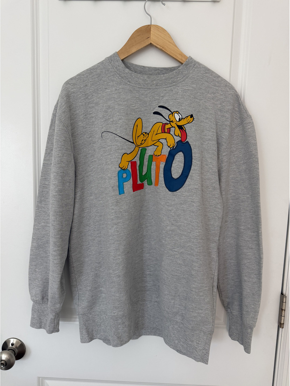 Vintage Gray Disney Pluto Graphic Sweatshirt